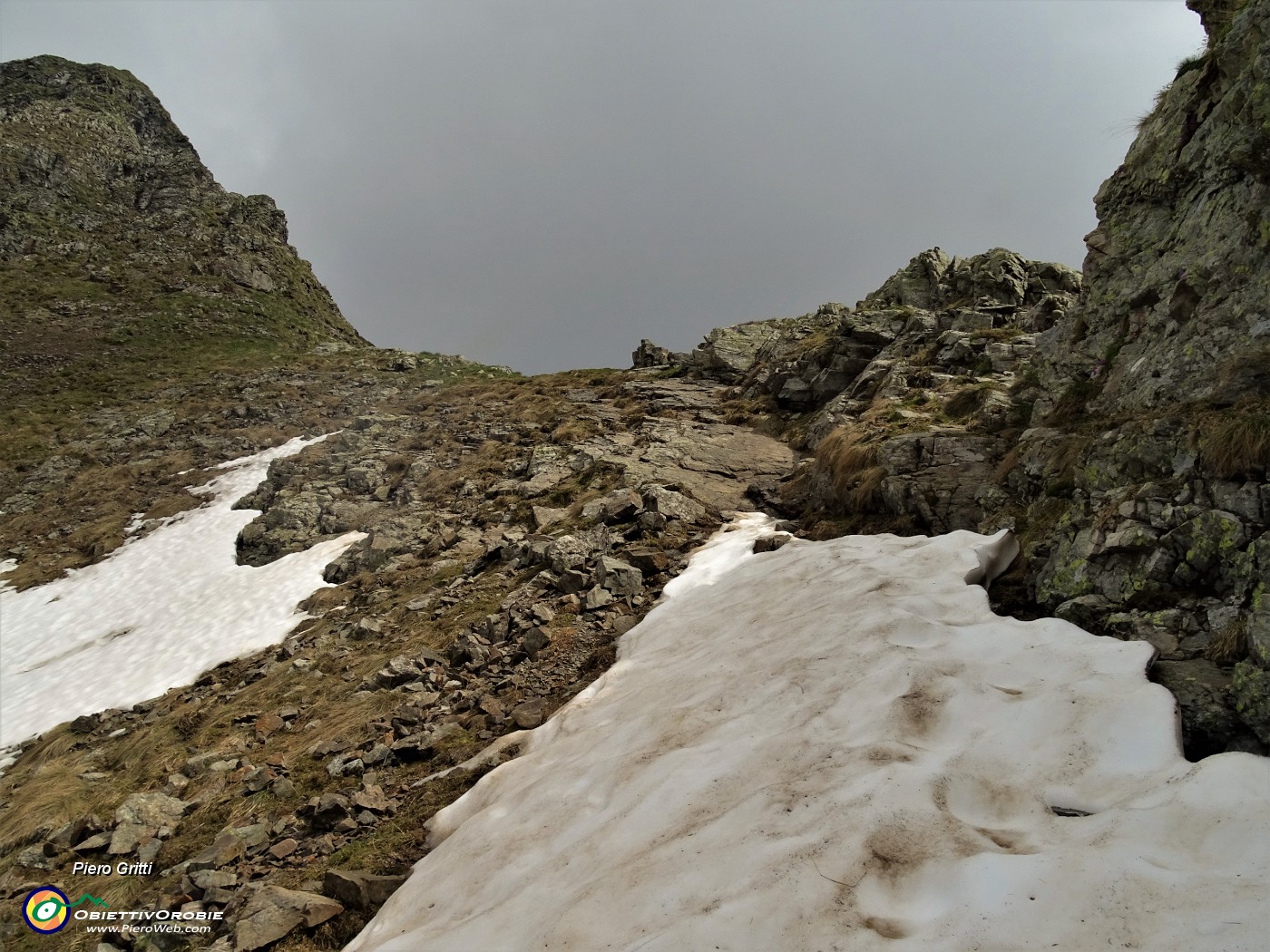 64 Terzo traverso su neve per salire alla Bocchetta Triomen.JPG